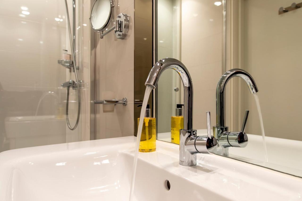 La Rosa Amsterdam Hotel 4*