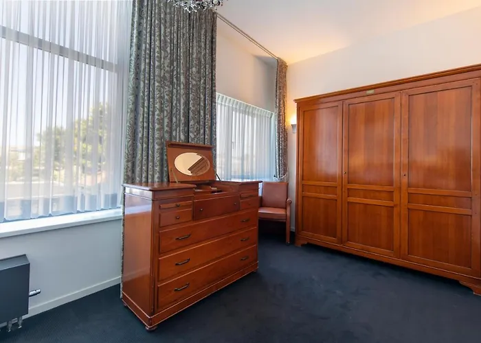 Hotel La Rosa Amsterdam Beach